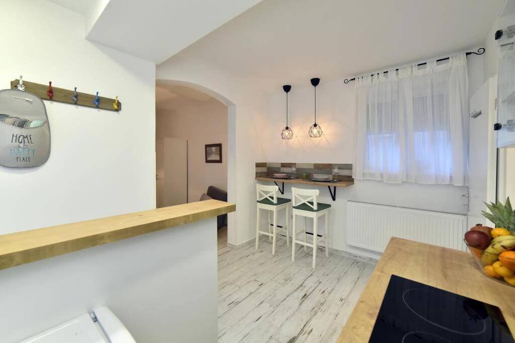 Ferienwohnung Petit Main Square Zagreb Exterior foto